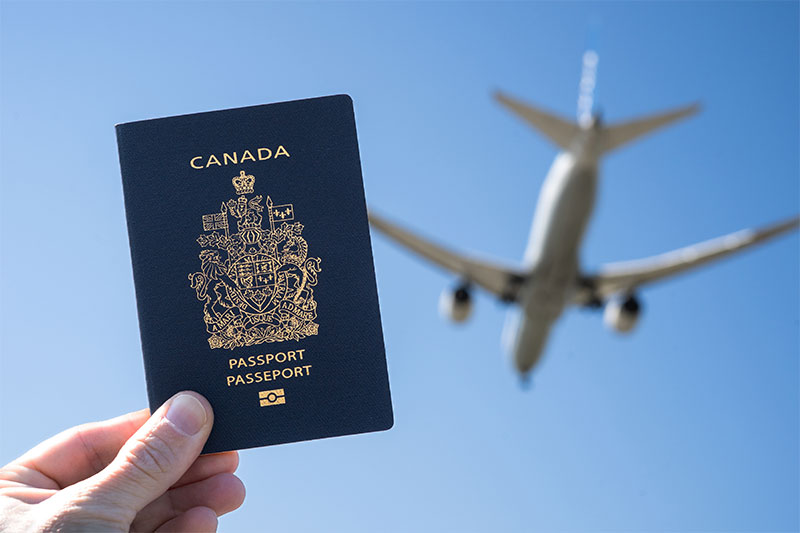 Passaporte canadense e avião
 Passaporte canadense e avião